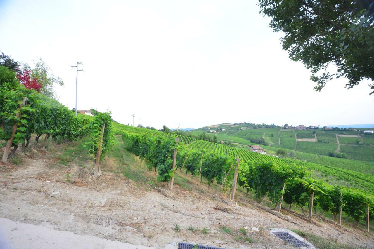 I Grappoli Villa Canelli Exterior photo